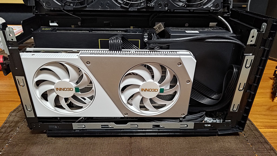 グラフィックボードのお話 | STC ブログ | システムツール株式 グラフィックボードのお話 | STC ブログ | システムツール株式